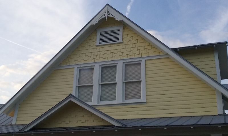 Front of House Closeup Finished